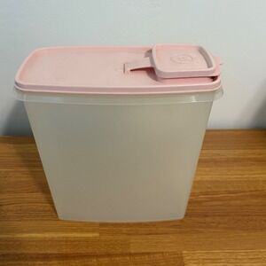Vintage Tupperware Store N Pour 13 Cup Cereal Keeper Pink Lid‎ Clear Container